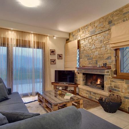 Country Place Apartment With Mountains View Янина Экстерьер фото