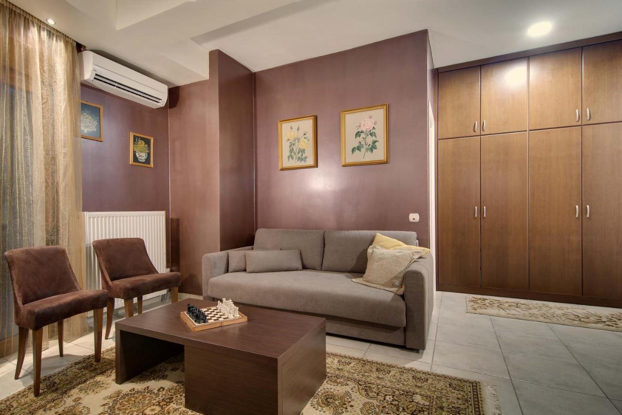 Country Place Apartment With Mountains View Янина Экстерьер фото