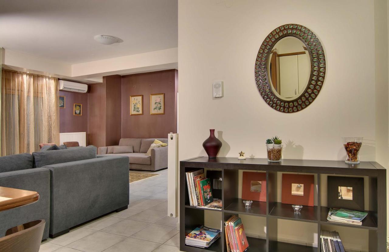 Country Place Apartment With Mountains View Янина Экстерьер фото